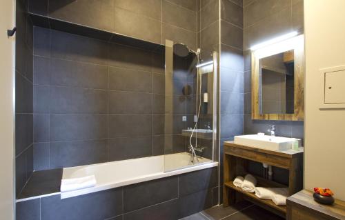 Prestige Odalys Close Aparthotel - Points About Your Stay