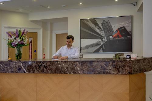 Queensway Hotel, Sure Hotel Collection by Best Western - Good To Know