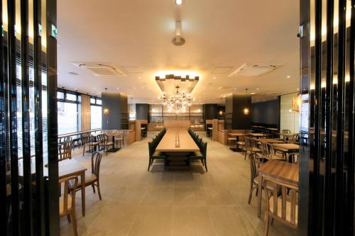 Quintessa Hotel Fukuoka Tenjin Minami - Spacious and Modern Accommodations