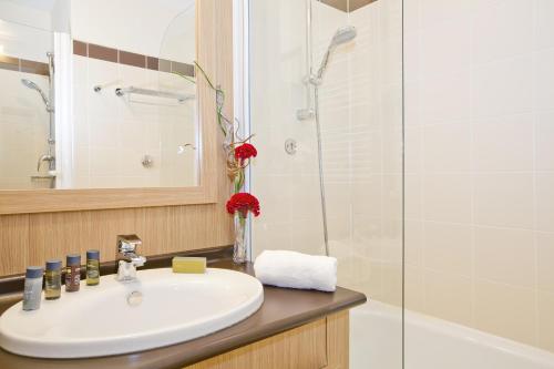 Residhome Carrières La Défense - Points About Your Stay