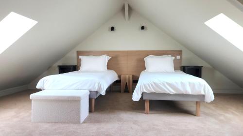 Restaurant Hotel Didier Méryl - Stunning Beachfront Location