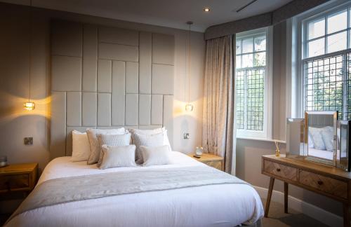 Rowton Hall Hotel and Spa - Good To Know