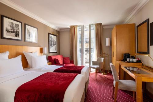 Royal Saint Michel - Location and Accessibility