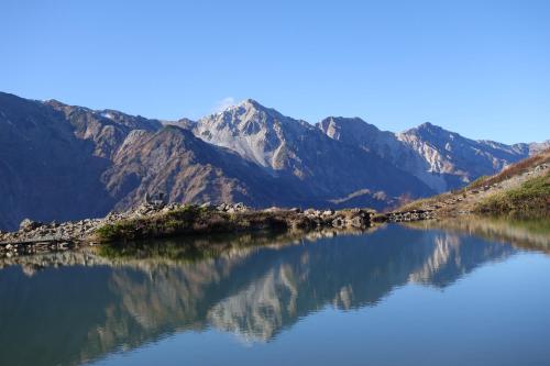 Schole Hakuba - Good To Know