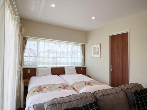 Seaside Condominium Rana Chatan Review