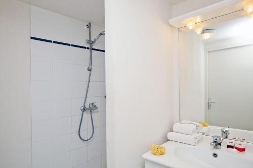 Sejours & Affaires Massy Atlantis - Points About Your Stay