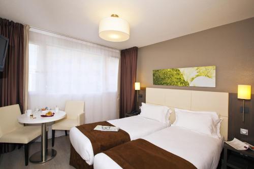 Sejours & Affaires Montreuil Saint Mande - Points About Your Stay