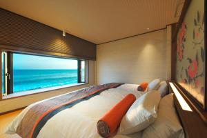 Senoumi - Accommodations and Amenities