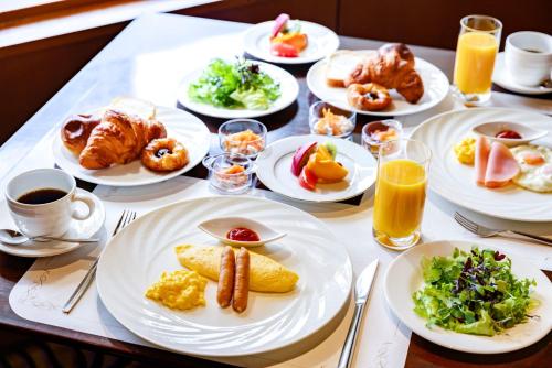 Sheraton Miyako Hotel Osaka - Good To Know