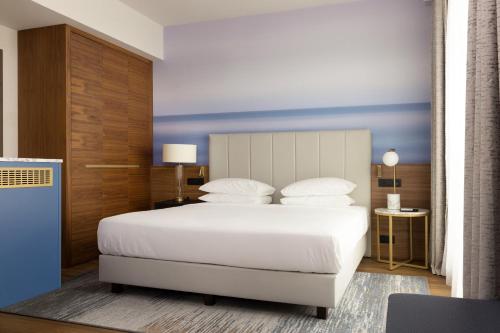 Sheraton Nice Airport - Points About Your Stay