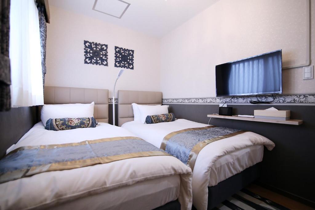 SHINJUKU GLOBAL HOTEL - Good To Know