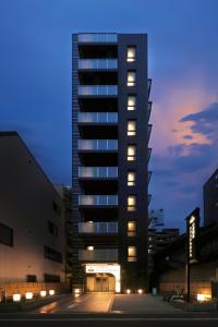 Shinsaibashi-Higashi Crystal Hotel - Hotel Overview