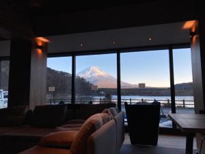 Shoji Lake Hotel - Good To Know