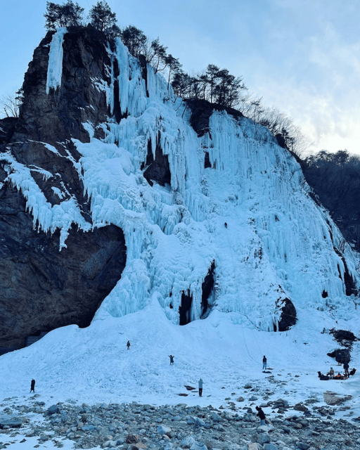 Snowy Mt. Seorak and In-je Maebawi Icewall One Day Tour - Tour Overview