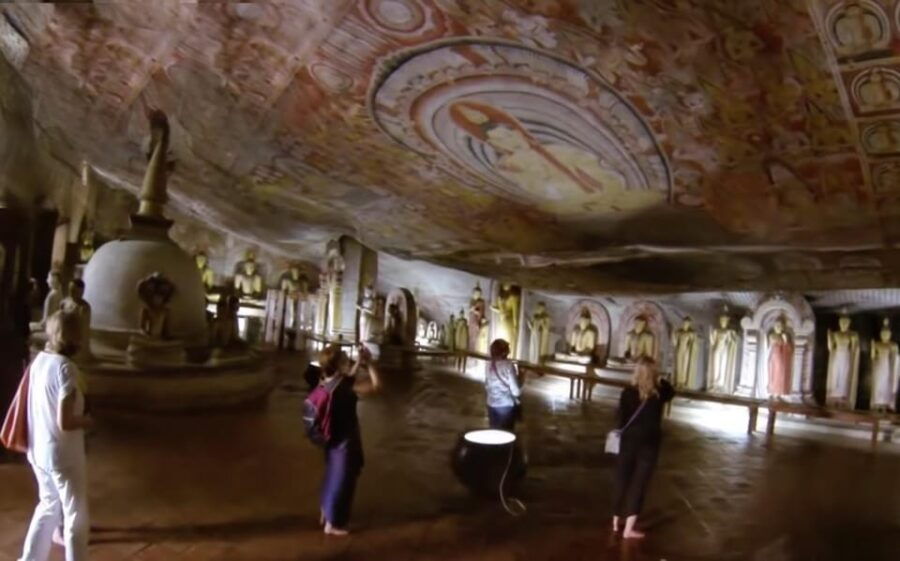 Sri Lanka Cultural Triangle, Hill Country and Aborigines