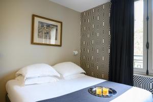 Suites & Hotel Helzear Champs-Élysées - Points About Your Stay