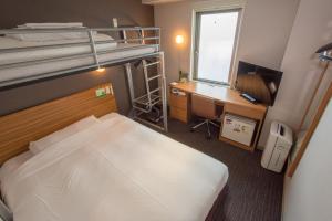 Super Hotel JR Ueno Iriyaguchi - Room Features and Amenities