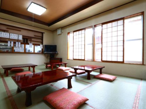 Takanoya - Good To Know