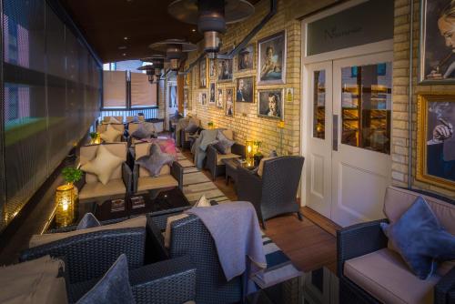 Ten Manchester Street Hotel - Good To Know