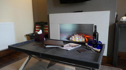 The Big Blue Hotel - Blackpool Pleasure Beach - Good To Know