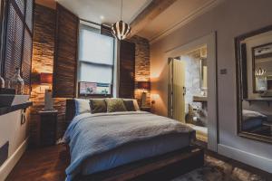The Cow Hollow Hotel - Good To Know
