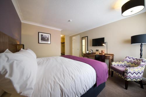 The Crown & Greyhound by Innkeepers Collection - Good To Know