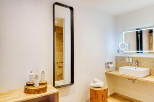 The Domain of Baulieu - Points About Your Stay