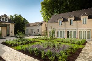 The Grand Pavilion Chantilly - Points About Your Stay