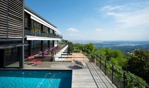 The Hermitage Hotel Kitchen-To-Go - Points About Your Stay