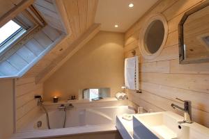 The Lodge Kerisper - Points About Your Stay