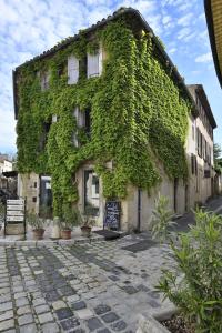 The Lourmarin House - Points About Your Stay