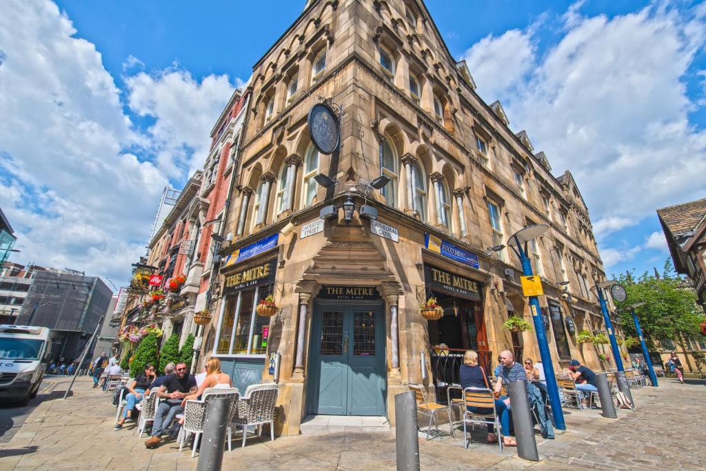 The Mitre Hotel Review