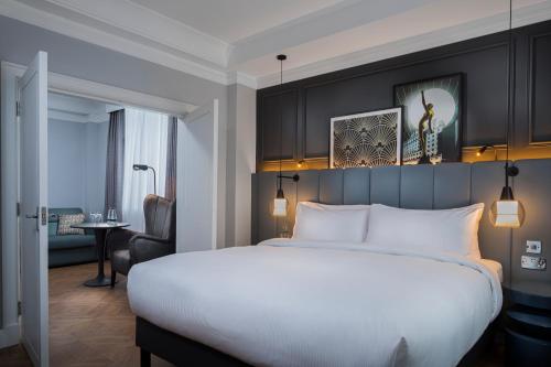 The Queens Hotel - Good To Know