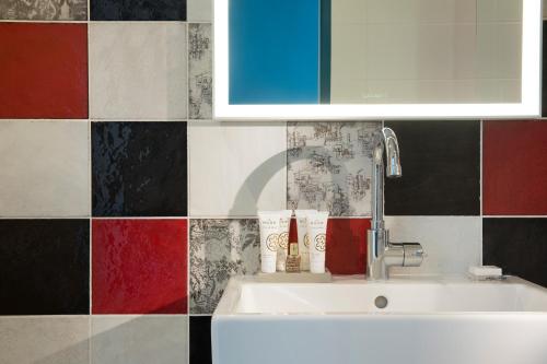 The Tournelles - Points About Your Stay