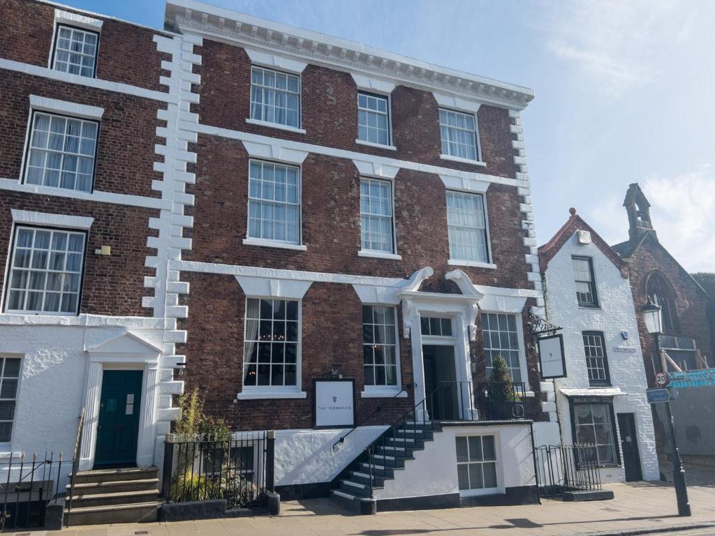 The Townhouse Chester - Good To Know