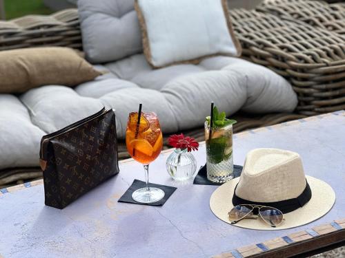 Timeless - Points About Your Stay