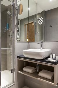 Timhotel Tour Eiffel - Points About Your Stay
