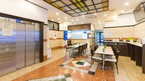 Toyoko Inn Tokyo Kamata East Entrance - Hotel Overview