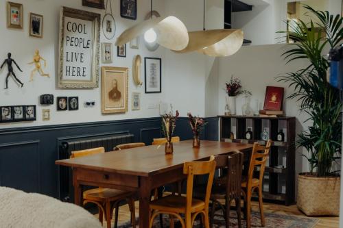 Urban House - Points About Your Stay