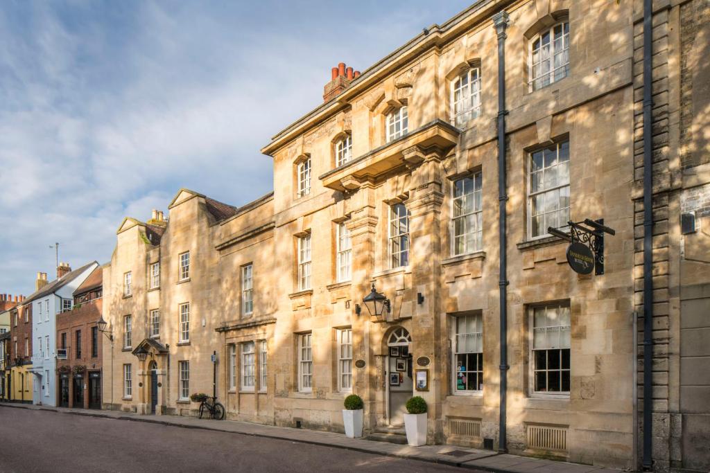 Vanbrugh House Hotel - Good To Know