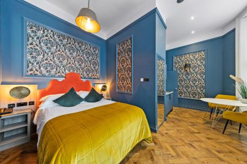 Vancouver Hotel and Studios - Good To Know