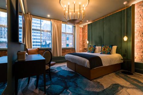 Velvet Hotel - Good To Know