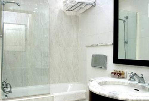 Victories Opera - Points About Your Stay