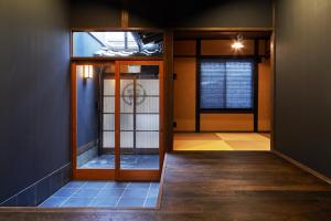 YADORU KYOTO HANARE Kanade No Yado - Good To Know