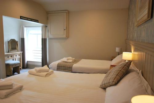 Ye Olde Fighting Cocks - Good To Know