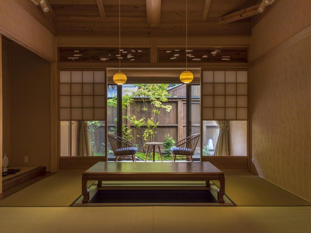 Yunotani Senkei Review