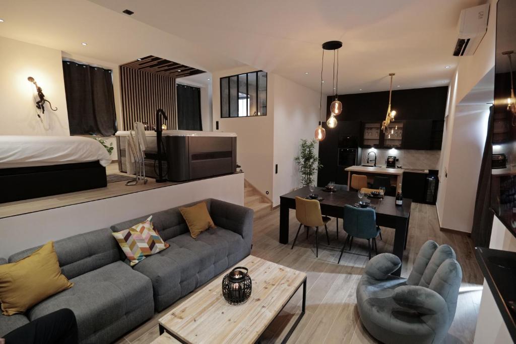 Zanzibar Suite - Points About Your Stay