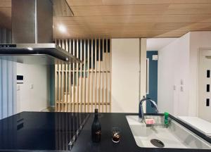 Zut Shinjuku House - Good To Know