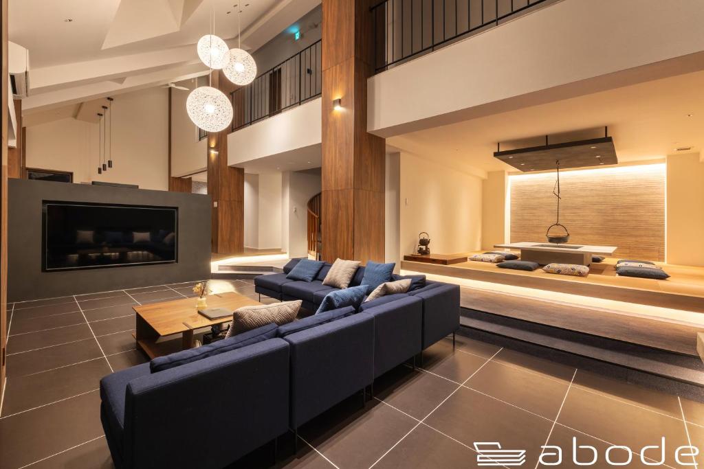 2 Top-Rated Onsensō Hotels