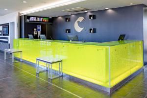 Comfort Hotel Central International Airport - Hotel Overview and Location